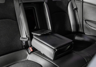 Подержанный автомобиль Citroen C5 Sedan 2008 года (19 фото)