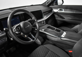 Подержанный автомобиль Haval F7 2024 года (9 фото)