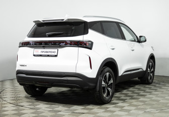 Подержанный автомобиль Chery Tiggo 4 2025 года (5 фото)