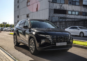 Подержанный автомобиль Hyundai Tucson 2021 года (5 фото)
