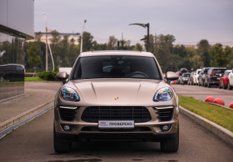 Подержанный автомобиль Porsche Macan 2018 года (4 фото)