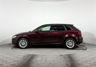 Подержанный автомобиль Audi A3 Hatchback 2015 года (8 фото)