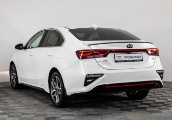 Подержанный автомобиль Kia Cerato Sedan 2020 года (7 фото)
