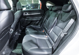 Подержанный автомобиль Haval F7 2025 года (12 фото)