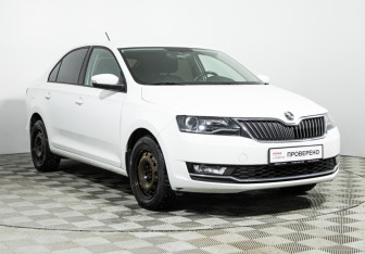 Подержанный автомобиль Skoda Rapid Liftback 2018 года (3 фото)