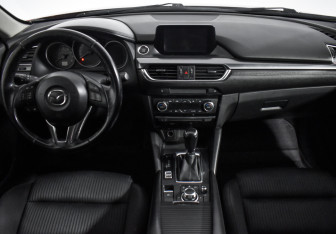 Подержанный автомобиль Mazda 6 Sedan 2015 года (15 фото)