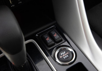 Подержанный автомобиль Mitsubishi Eclipse Cross 2021 года (16 фото)