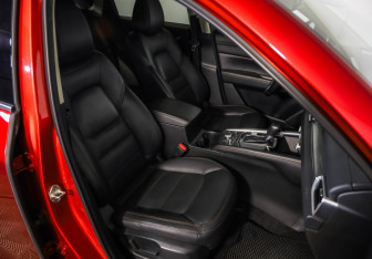 Подержанный автомобиль Mazda CX-5 2021 года (27 фото)