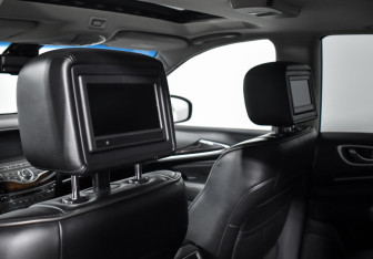 Подержанный автомобиль Infiniti QX60 2014 года (15 фото)