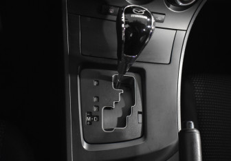 Подержанный автомобиль Mazda 3 Sedan 2011 года (17 фото)