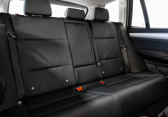Подержанный автомобиль BMW X3 2013 года (19 фото)