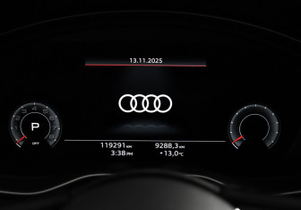 Подержанный автомобиль Audi A4 Sedan 2020 года (21 фото)