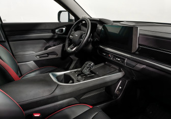 Подержанный автомобиль Haval H3 2024 года (14 фото)