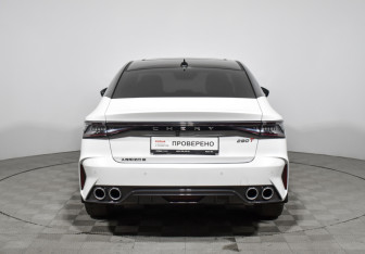 Подержанный автомобиль Chery Arrizo 8 2023 года (6 фото)