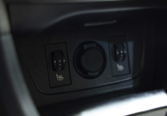 Подержанный автомобиль Citroen C4 Sedan 2014 года (15 фото)