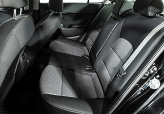 Подержанный автомобиль Kia Cerato Sedan 2013 года (10 фото)