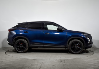 Подержанный автомобиль Omoda C5 2023 года (4 фото)