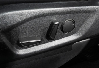 Подержанный автомобиль Ford Explorer 2019 года (19 фото)