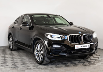 Подержанный автомобиль BMW X4 2019 года (3 фото)