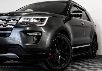 Подержанный автомобиль Ford Explorer 2019 года (2 фото)
