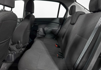 Подержанный автомобиль Renault Logan Sedan 2019 года (12 фото)