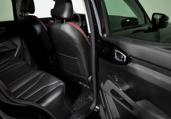 Подержанный автомобиль Haval H3 2024 года (12 фото)