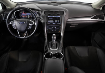 Подержанный автомобиль Ford Mondeo Sedan 2014 года (9 фото)