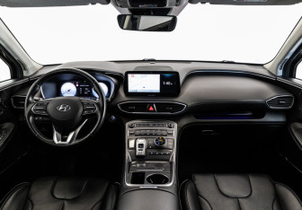 Подержанный автомобиль Hyundai Santa Fe 2021 года (12 фото)