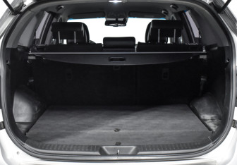 Подержанный автомобиль Kia Sorento 2013 года (18 фото)