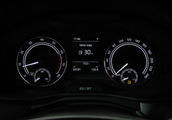 Подержанный автомобиль Skoda Rapid Liftback 2021 года (12 фото)