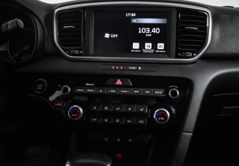 Подержанный автомобиль Kia Sportage 2021 года (16 фото)