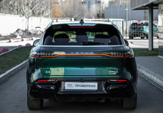 Подержанный автомобиль Voyah Free 2023 года (6 фото)