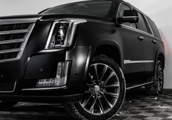 Подержанный автомобиль Cadillac Escalade Suv 2020 года (2 фото)