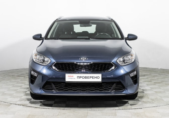 Подержанный автомобиль Kia Ceed Wagon 2019 года (2 фото)