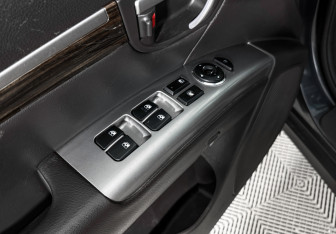 Подержанный автомобиль Hyundai Santa Fe 2012 года (10 фото)