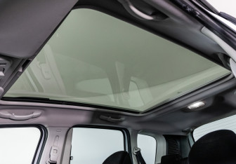 Подержанный автомобиль Citroen C3 Picasso 2013 года (15 фото)
