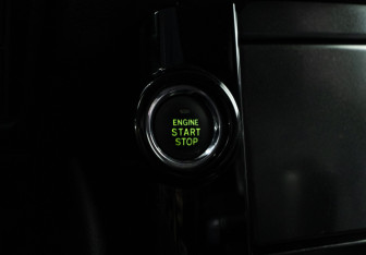 Подержанный автомобиль Toyota Land Cruiser Prado 2015 года (19 фото)