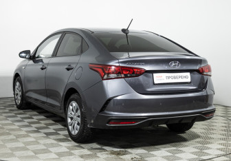 Подержанный автомобиль Hyundai Solaris Sedan 2021 года (7 фото)