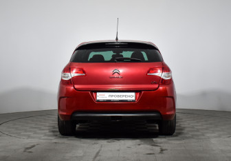 Подержанный автомобиль Citroen C4 Hatchback 2011 года (6 фото)