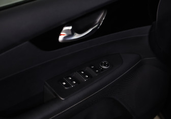 Подержанный автомобиль Kia Cerato Sedan 2019 года (19 фото)