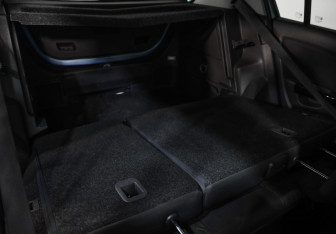 Подержанный автомобиль Opel Corsa 2013 года (21 фото)