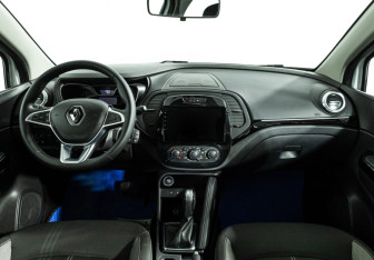 Подержанный автомобиль Renault Kaptur 2021 года (13 фото)
