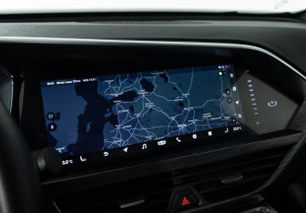 Подержанный автомобиль Geely Tugella 2023 года (18 фото)