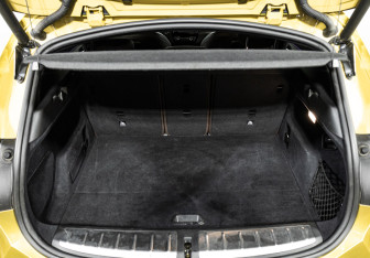 Подержанный автомобиль BMW X2 2018 года (22 фото)