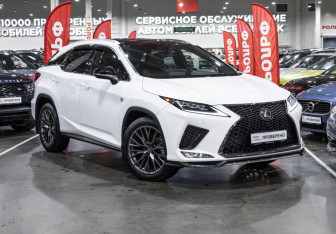 Подержанный автомобиль Lexus RX 2020 года (4 фото)