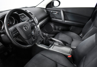 Подержанный автомобиль Mazda 6 Sedan 2010 года (9 фото)