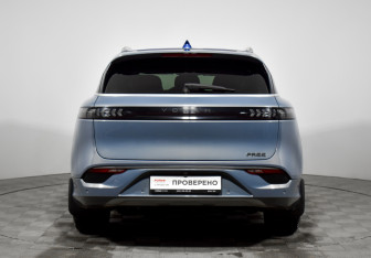 Подержанный автомобиль Voyah Free 2023 года (6 фото)