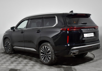 Подержанный автомобиль Exeed VX 2023 года (7 фото)