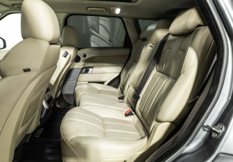 Подержанный автомобиль Land Rover Range Rover Sport 2016 года (10 фото)