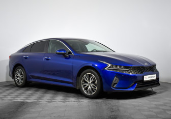 Подержанный автомобиль Kia K5 2021 года (3 фото)